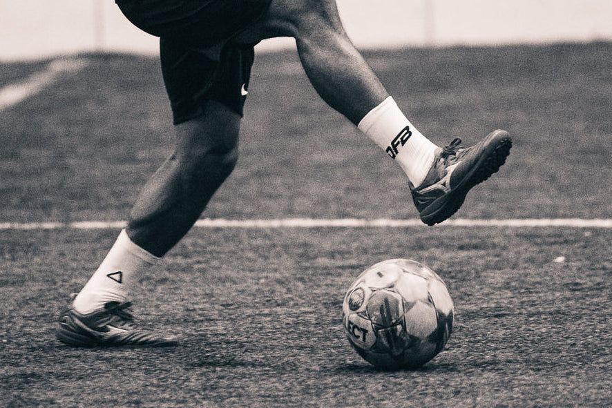 V4 Elite Grip Socks